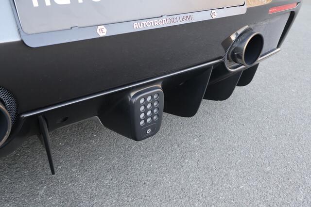 Ferrari 488 3.9 GTB HELE | NL AUTO | CAPRISTO UITLAAT | ACHTERUITRIJCAMERA | LIFTING SYSTEEM | APPLE CARPLAY | BUMPY ROAD | SUBWOOFER | FULL FERRARI SERVICED