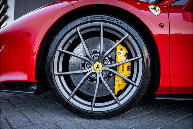 Ferrari 488 3.9 Pista - Lift | Full Carbon Pack | Camera | Dealer O.H.