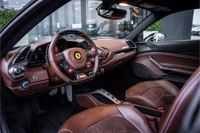 Ferrari 488 3.9 GTB HELE - Bianco Avus | Carbon | Lift | Electric Seats