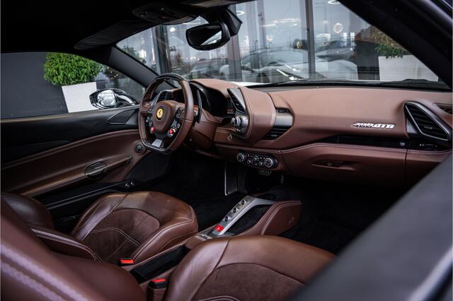 Ferrari 488 3.9 GTB HELE - Bianco Avus | Carbon | Lift | Electric Seats