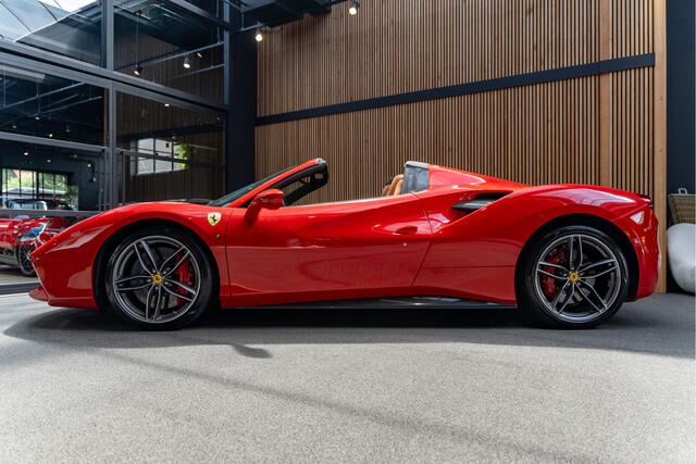 Ferrari 488 Spider Lift Carbon Daytona Seats 3.9 Spider HELE