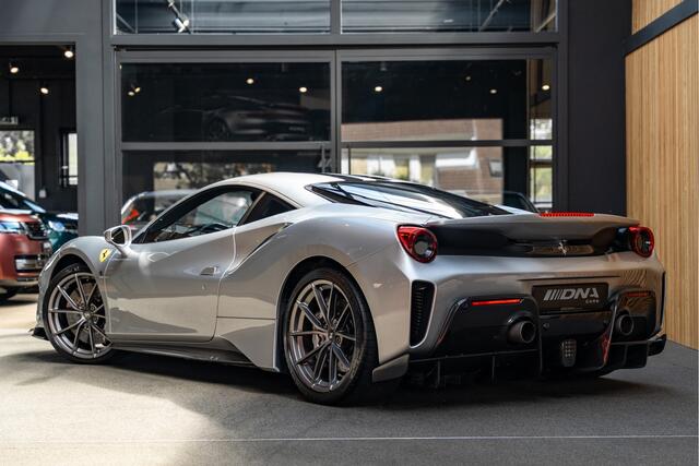 Ferrari 488 Pista HELE Lift Carbon Painted Stripes 3.9 Pista HELE