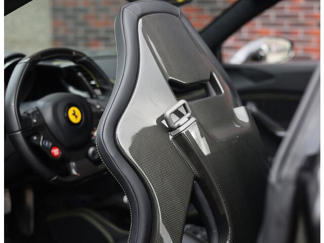 Ferrari 488 3.9 Spider HELE | Grigio Silverstone - New Power - Lift