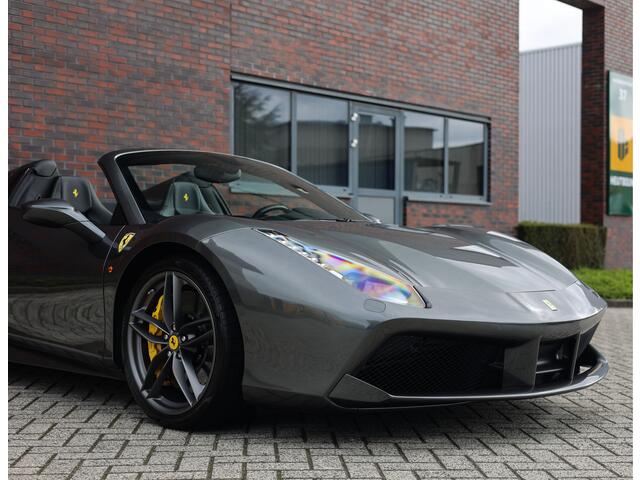 Ferrari 488 3.9 Spider HELE | Grigio Silverstone - New Power - Lift
