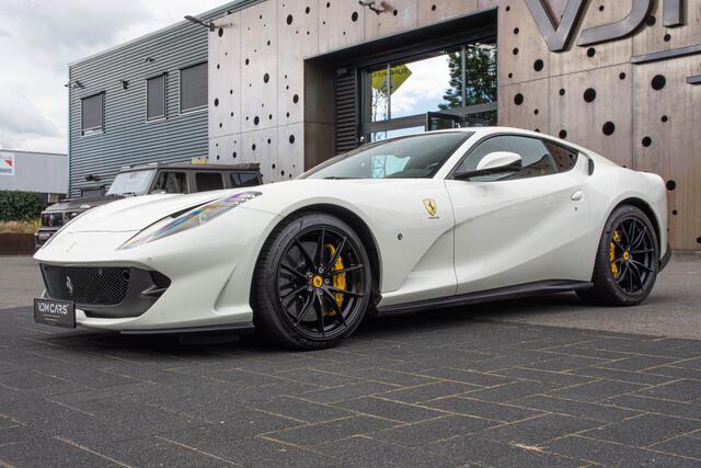 Ferrari 812 6.5 V12 Superfast HELE | Carbon Racing Seats | Bianco Avus | Nieuwe Service | 20" Forged |