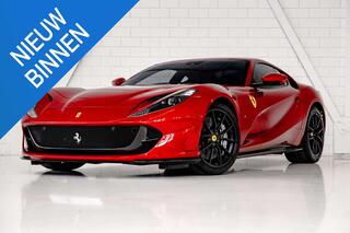 ferrari-812-superfast-hele-l-carbon