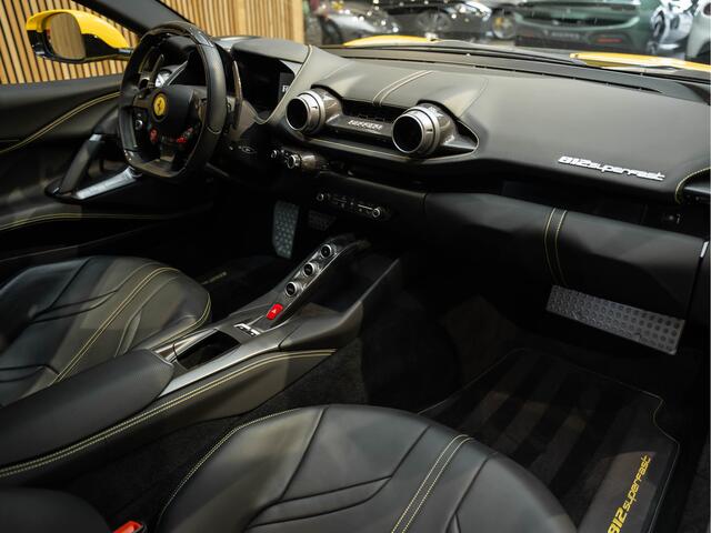 Ferrari 812 V12 Superfast HELE Atelier Full Carbon 6.5 V12 Superfast Giallo Triplo Painted Stripe