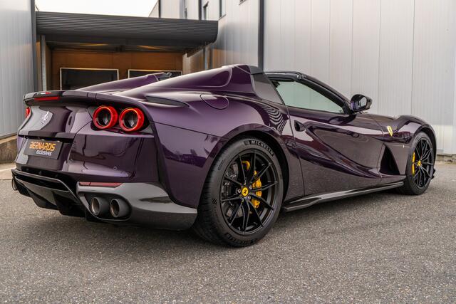 Ferrari 812 GTS - Viola Hong Kong - Full Carbon - Lift - LED
