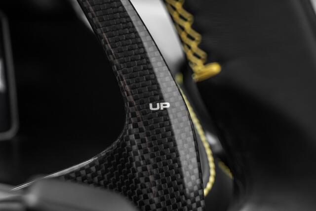 Ferrari 812 GTS - Viola Hong Kong - Full Carbon - Lift - LED