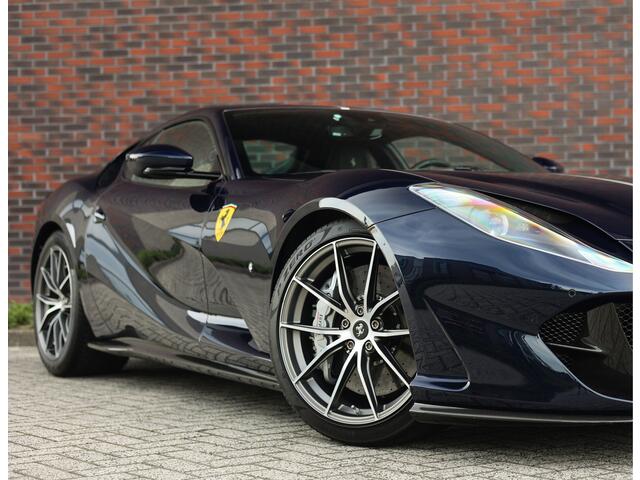 Ferrari 812 6.5 V12 Superfast HELE | Tailor Made - Blu Micalizzato
