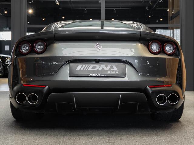 Ferrari 812 V12 Superfast HELE Carbon Sport Stoelen 6.5 V12 Superfast HELE