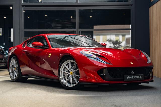 Ferrari 812 Superfast TDF Wheel Carbon JBL Passenger Display 6.5 V12 Superfast HELE Special Equipment