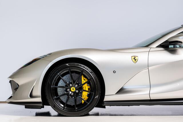 Ferrari 812 GTS 6.5 V12 Carbon, LIft, Side display, Atelier