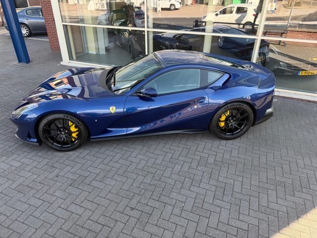 Ferrari 812 Blu tour de France BTW auto