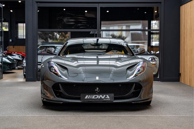 Ferrari 812 Superfast Full Carbon Historical Color Lift JBL 6.5 V12 Superfast HELE Carbon Seats Grigio Scuro