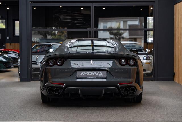Ferrari 812 Superfast Full Carbon Historical Color Lift JBL 6.5 V12 Superfast HELE Carbon Seats Grigio Scuro