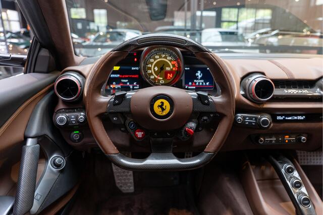 Ferrari 812 Superfast Full Carbon Historical Color Lift JBL 6.5 V12 Superfast HELE Carbon Seats Grigio Scuro