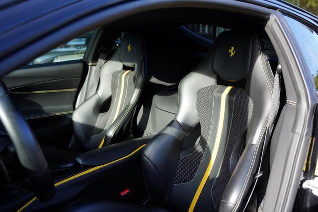 Ferrari 812 6.5 V12 Superfast HELE / Carbon / Lift / Passenger Display / Leder Nero – foto 6