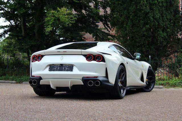 Ferrari 812 6.5 V12 Superfast HELE | Bianco Italia | Lift | Passenger Display | Carbon LED – foto 7