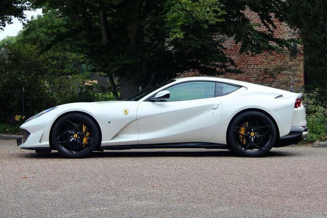 Ferrari 812 6.5 V12 Superfast HELE | Bianco Italia | Lift | Passenger Display | Carbon LED – foto 8