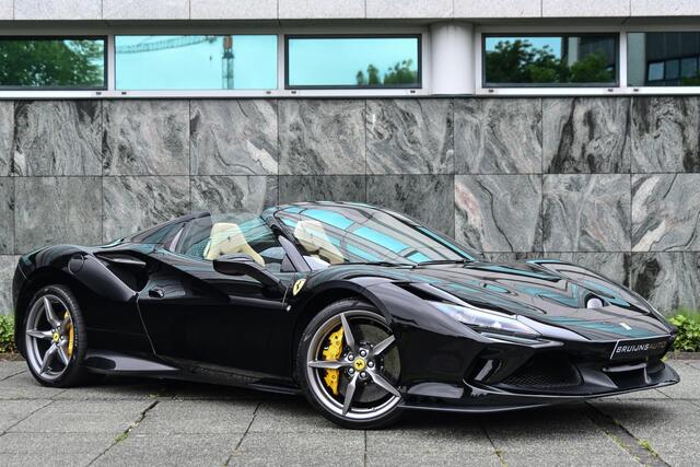 Ferrari F8 Spider 3.9 V8 HELE Origineel NL |Carbon Exterieur| Carbon interieur|Lift|Akrapovic|