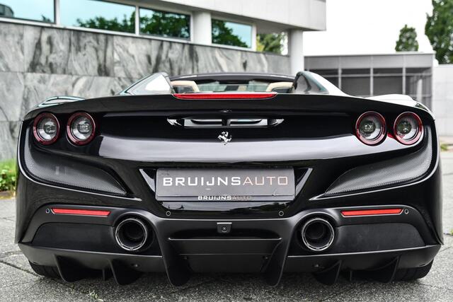 Ferrari F8 Spider 3.9 V8 HELE Origineel NL |Carbon Exterieur| Carbon interieur|Lift|Akrapovic|