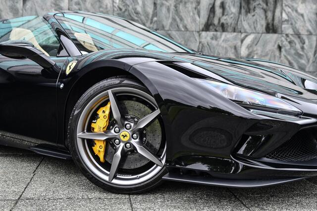 Ferrari F8 Spider 3.9 V8 HELE Origineel NL |Carbon Exterieur| Carbon interieur|Lift|Akrapovic|