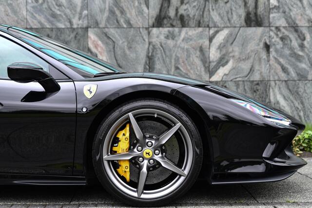 Ferrari F8 Spider 3.9 V8 HELE Origineel NL |Carbon Exterieur| Carbon interieur|Lift|Akrapovic|