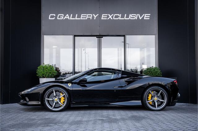 Ferrari F8 Spider 3.9 V8 HELE - Origineel NL | Akrapovic 50 Years | Nero | Carbon Racing Seats | Lift | Camera
