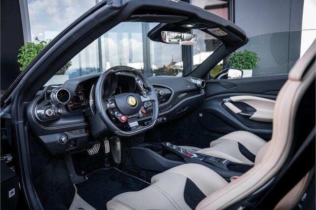 Ferrari F8 Spider 3.9 V8 HELE - Origineel NL | Akrapovic 50 Years | Nero | Carbon Racing Seats | Lift | Camera