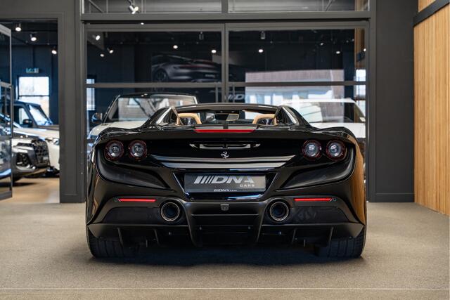 Ferrari F8 Spider 3.9 V8 Lift Carbon Seats Novitec Akrapovic Carbon Interior