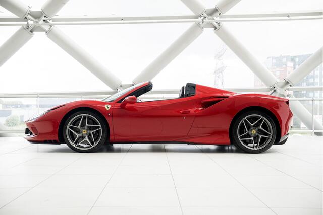 Ferrari F8 Spider 3.9 V8 | Passenger | Lift | Apple Carplay | Daytona Racing Seats