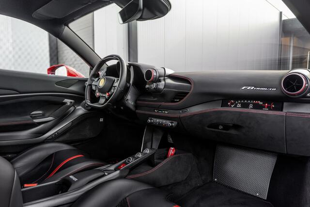 Ferrari F8 Tributo V8 - Rosso Corsa - Full Carbon - Passenger Display - JBL