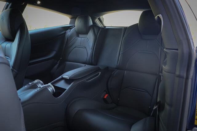 Ferrari GTC4 T 3.9 V8 | DEALER ONDERHOUDEN | APPLE CARPLAY | CARBON INTERIEUR | LIFT | CAMERA | PASSENGER DISPLAY |