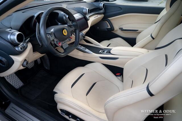 Ferrari GTC4 6.3 V12 Zeer mooi!