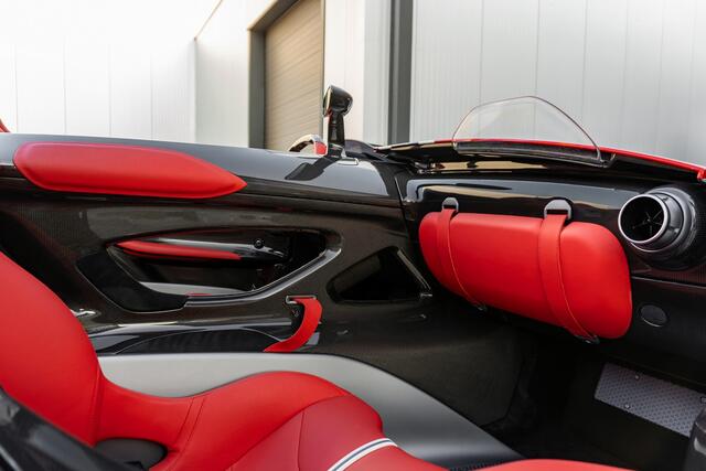 Ferrari Monza SP2 - Tailor Made - Rosso Corsa - 1 of 499