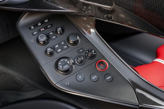 Ferrari Monza SP2 - Tailor Made - Rosso Corsa - 1 of 499