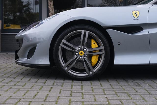 Ferrari Portofino 3.9 V8 HELE Origineel Nederlands Kroymans Onderhouden Passenger Display Keramisch Carbon NAP