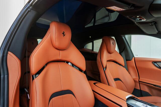 Ferrari Purosangue - Verde Pino - Panoramic roof - Burmester - Full PPF