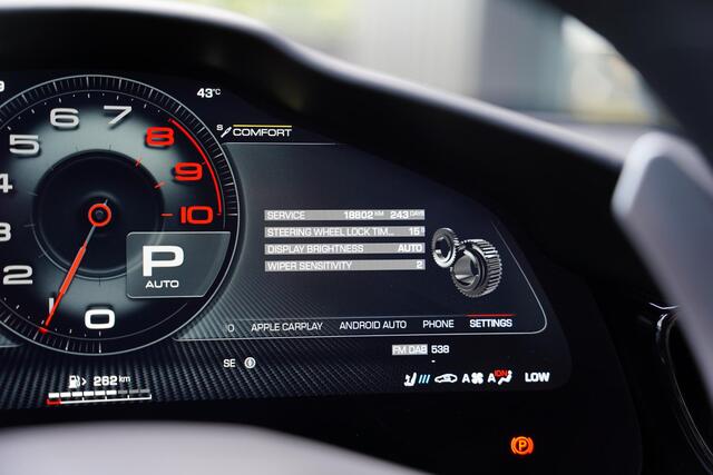 Ferrari Purosangue 6.5 V12 / NL-AUTO / BTW / Carbon / Massage / 8 D.Km