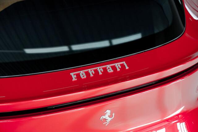 Ferrari Purosangue 6.5 V12 l MY27 l Rosso Fuoco | Nieuwe auto | *exclusief BPM