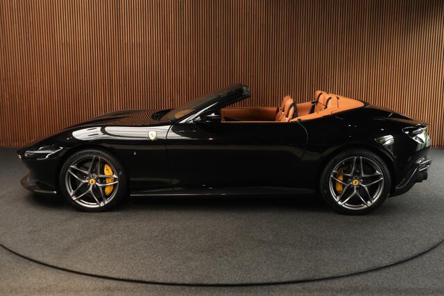Ferrari Roma Spider 3.9 V8 Passenger Display-360-Carbon-Daytona Seats-Magneride Duel