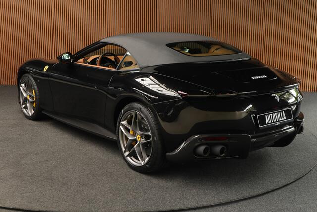 Ferrari Roma Spider 3.9 V8 Passenger Display-360-Carbon-Daytona Seats-Magneride Duel