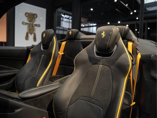 Ferrari Roma Spider V8 Full Carbon ADAS Roma Spider 3.9 V8 Carplay Giallo Stitching