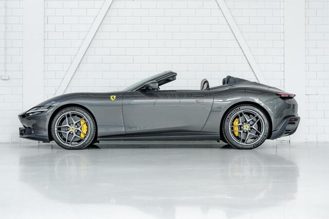Ferrari Roma Spider l Canna di Fucile Historical Colour l Scuderia Shields l Carbon