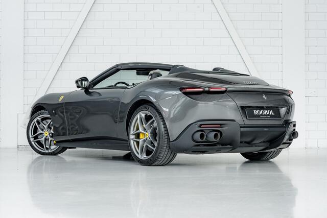 Ferrari Roma Spider l Canna di Fucile Historical Colour l Scuderia Shields l Carbon
