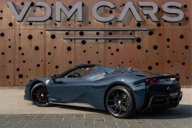 Ferrari SF90 Spider 4.0 V8 | CARBON (12x) | CarPlay | Lift | AFS | Two-Tone | NOVITEC WARRANTY2028
