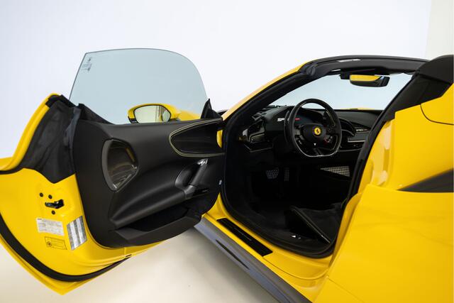 Ferrari SF90 Spider 4.0 V8 Assetto Fiorano, Full Carbon, JBL