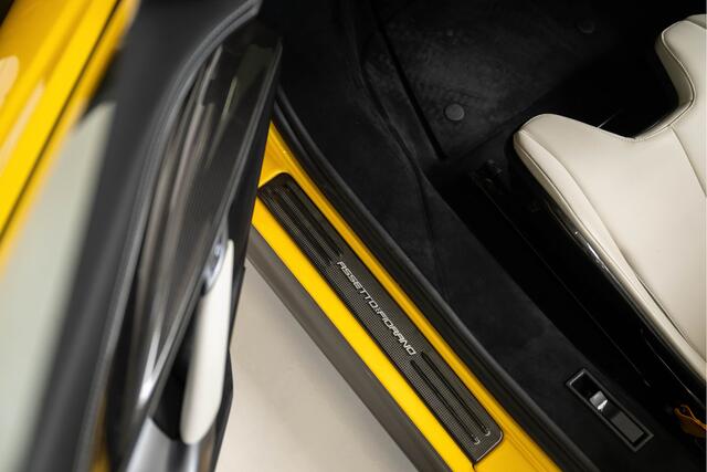 Ferrari SF90 Spider 4.0 V8 Assetto Fiorano, Giallo Triplo Strato, Full Carbon, JBL