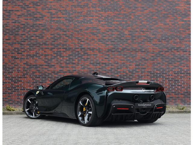 Ferrari SF90 Stradale 4.0 V8 | Atelier - Verde Zeltweg - Extended Fiorano